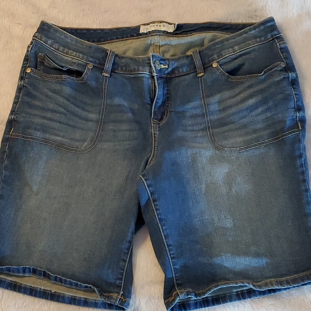 Torrid denim shorts